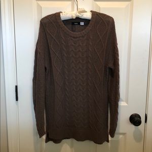 ❤️BDG Taupe cable knit sweater